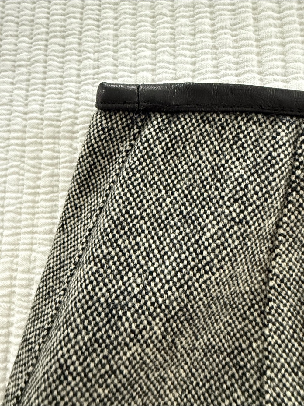 Theory Wool Grey Tweed Pencil Skirt - Women - Picture 2 of 3